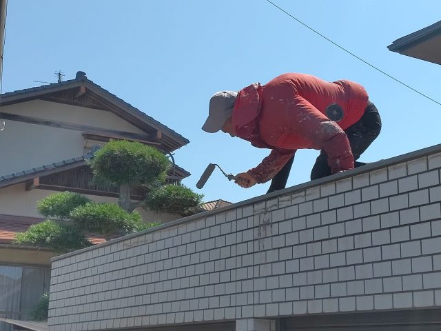 9/22(水)若松区二島にて屋根塗装・外壁塗装工事を施工させて頂いております！(塗装15日目)