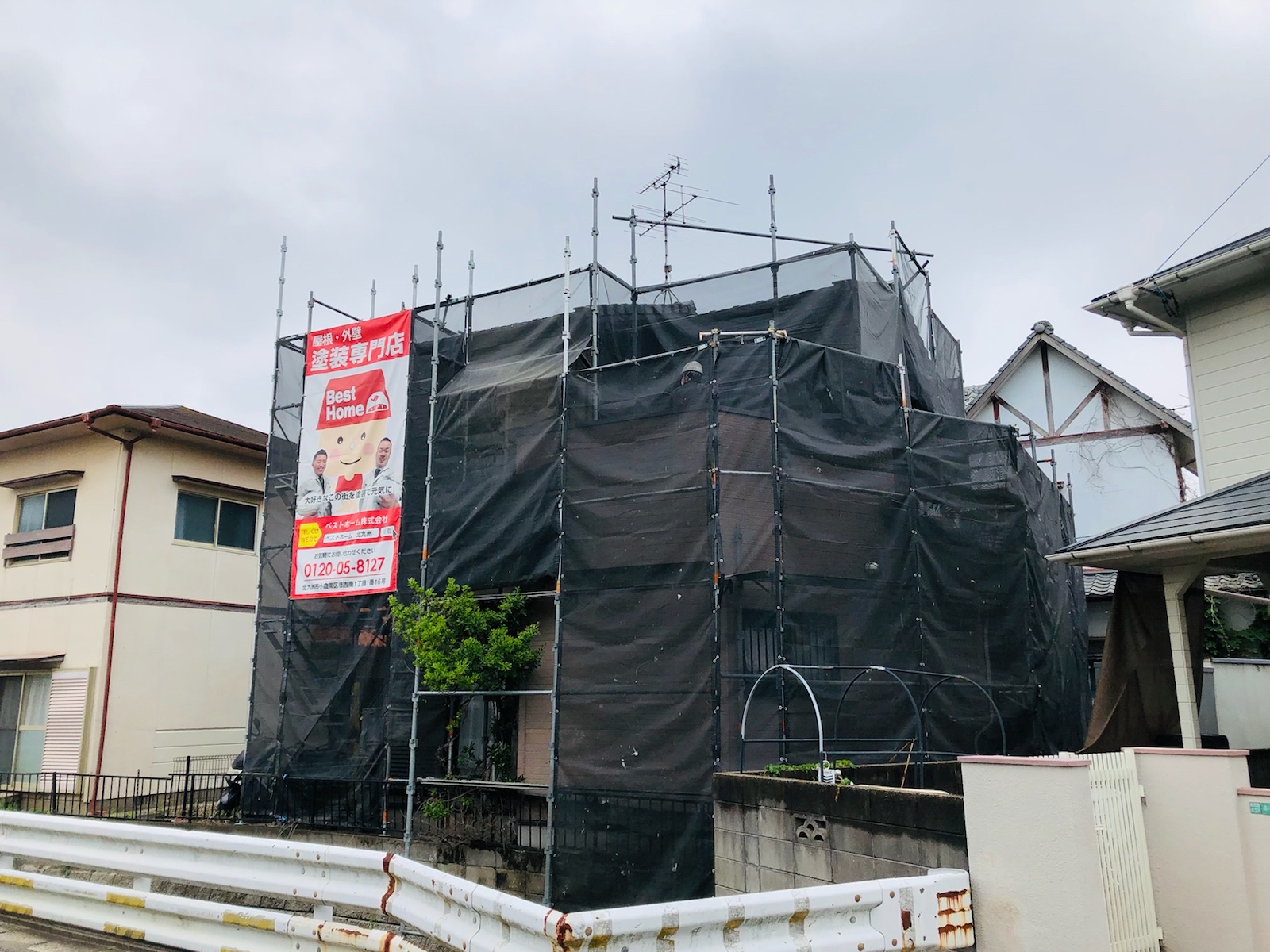【工事】小倉南区の外壁塗装工事はお休みさせて頂いております！(2日目）